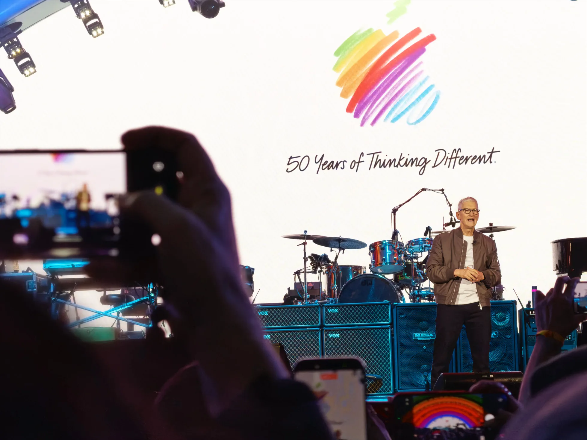 Apple fête ses 50 ans : Tim Cook réactive l'esprit de Steve Jobs