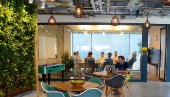 Meta supprime 8 000 emplois pour financer sa nouvelle offensive dans l’IA