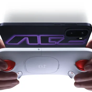 OnePlus Strix G15 : la manette qui transforme le OnePlus Ace 6 Ultra en console portable