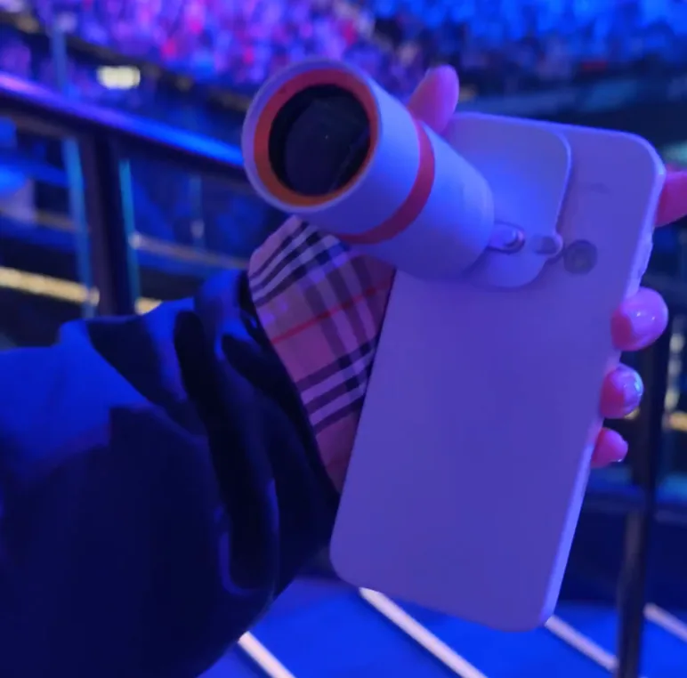 OPPO Find X9s Pro : Le petit smartphone qui se prend pour un grand boîtier photo 63 Oppo Find X9s Pro telephoto zoom accessory