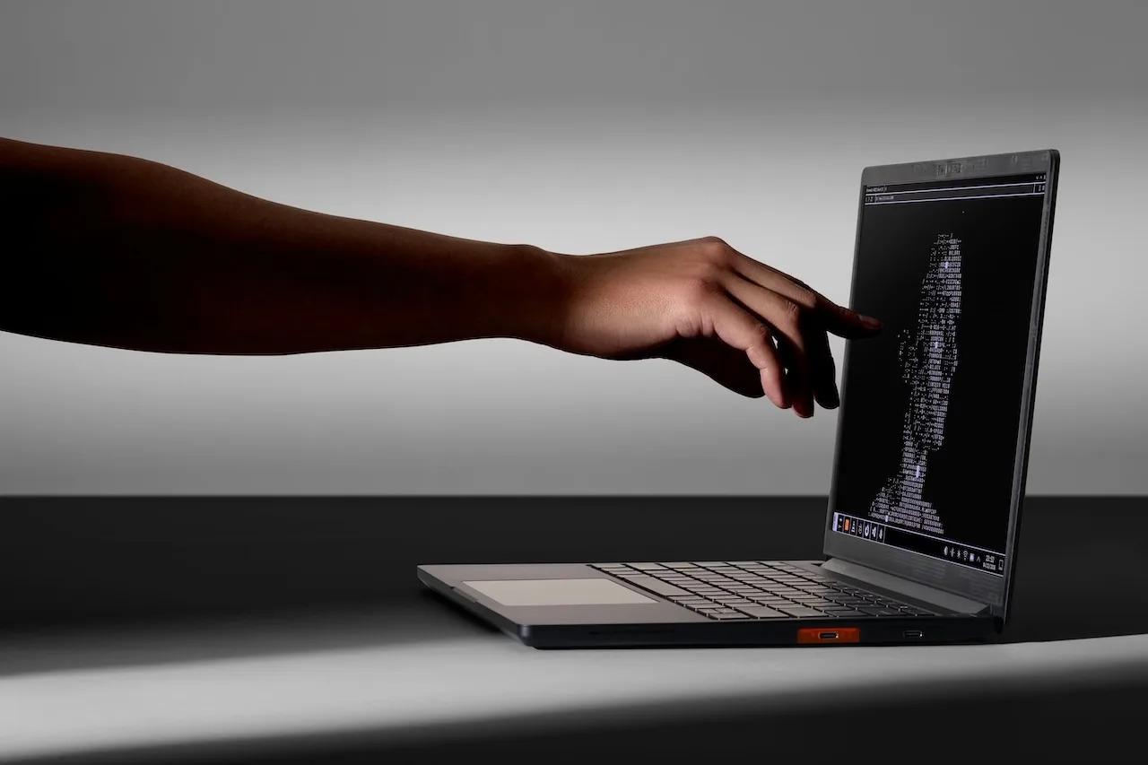 aeaeA8BOoF08xJvI FW13 Pro Touchscreen 1 RT