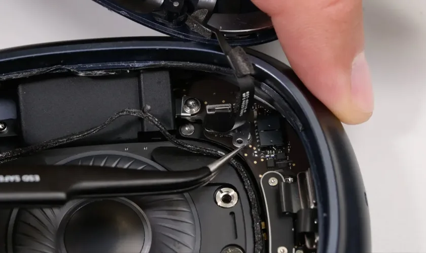 AirPods Max 2 : Sous la puce H2, un design qui n'a pas bougé depuis 2020