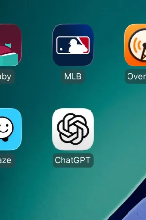 ChatGPT débarque dans votre voiture : Apple CarPlay ouvre enfin la porte !