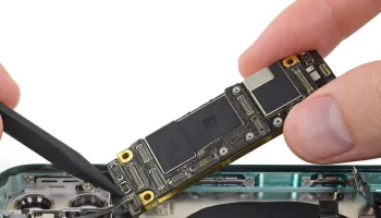 Apple et crise de la mémoire DRAM : Une stratégie pour étouffer les rivaux ?