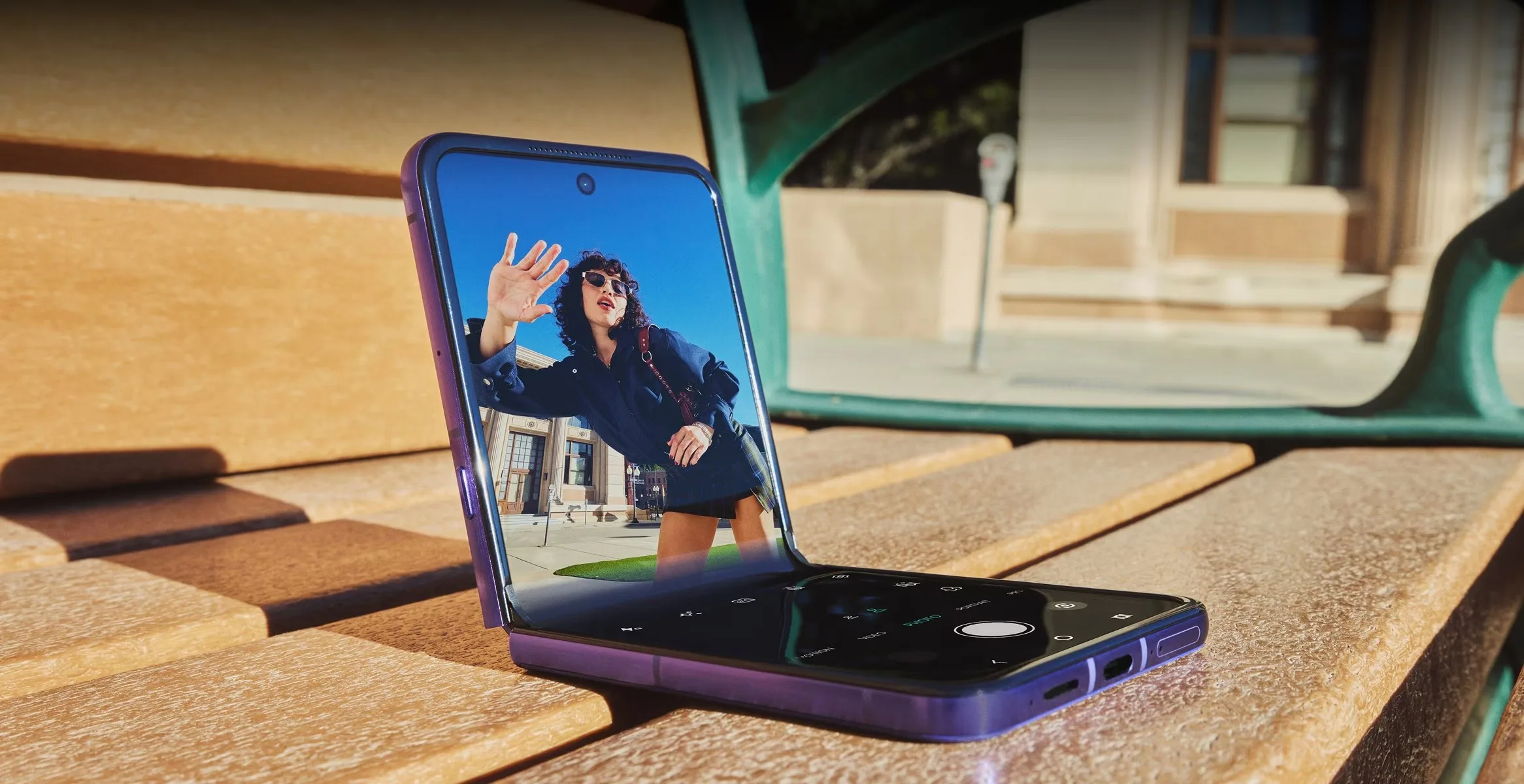 motorola razr 70 ultra pdp camera productivity 03 d