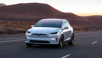 Tesla relance son projet de voiture abordable : Le mini-Model Y arrive ?