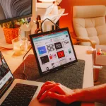 Aura Displays foldable portable monitor 1