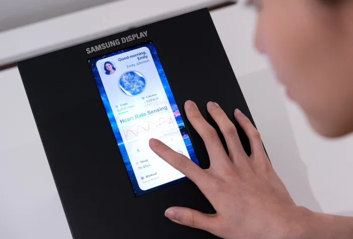 Samsung dévoile un écran OLED capable de mesurer la santé depuis un smartphone