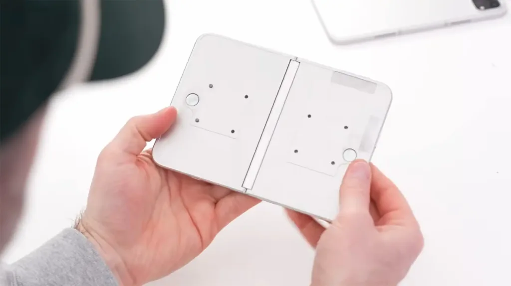 Unbox Therapy iPhone Ultra hands on 1