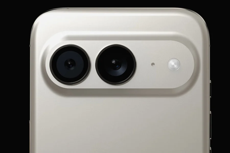 iPhone 20 camera render