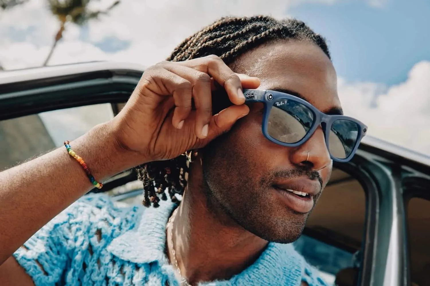Meta aurait testé la reconnaissance faciale pour ses lunettes Ray-Ban Meta et Oakley, selon une enquête 55 Meta aurait testé la reconnaissance faciale pour ses lunettes Ray-Ban Meta et Oakley, selon une enquête