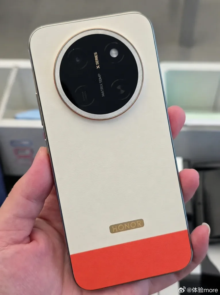 Honor X80 Pro Max : écran OLED et énorme batterie de 11 000 mAh au programme 53 Honor X80 Pro Max rear