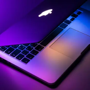 MacBook Pro OLED : Apple conserverait les puces M5 Pro et M5 Max, le M6 Pro serait abandonné