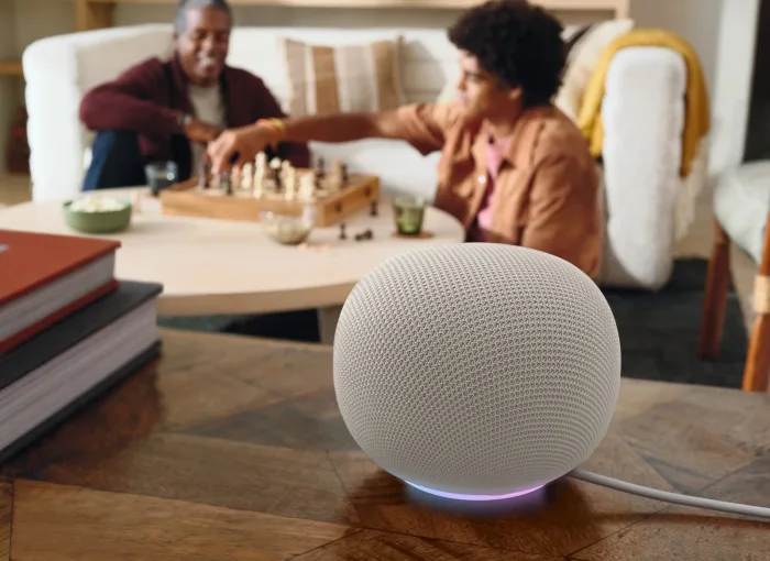 Google Home Speaker : Gemini arrive dans une nouvelle enceinte connectée à 119 €