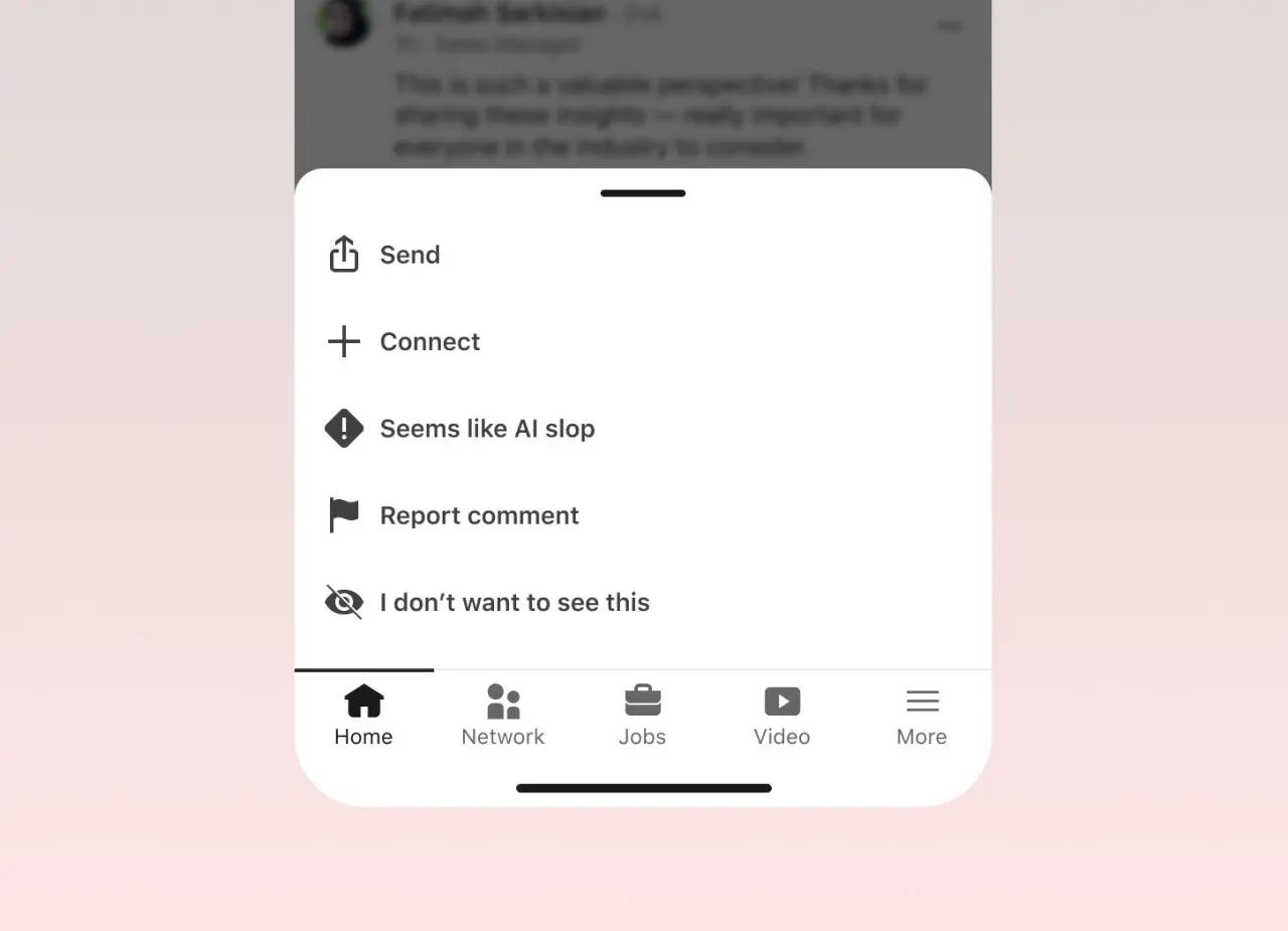 LinkedIn déclare la guerre aux contenus IA de faible qualité avec un nouveau bouton de signalement