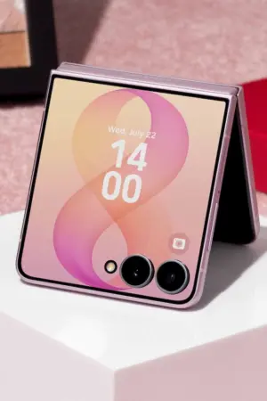 Samsung Galaxy Z Flip 8 officiel : écran externe agrandi, IA renforcée et prix en hausse