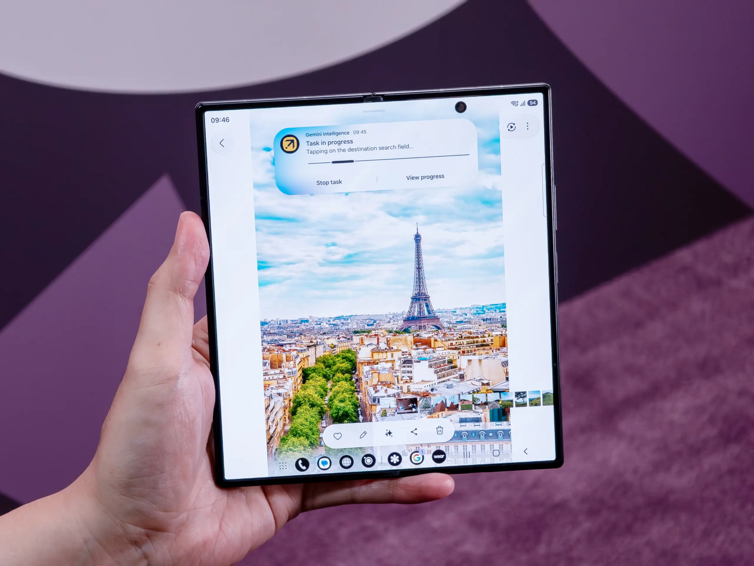 Galaxy Z Fold 8 Ultra : prise en main du pliable que son petit frère éclipse 62 225 lifestyle galaxy zfold8 ultra notesbooks in gemini 1 scaled
