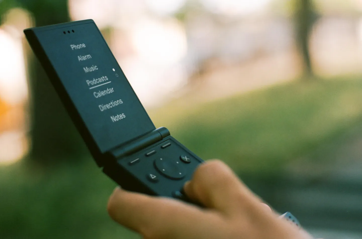 Light Flip : le téléphone à clapet 5G qui fait le pari du minimalisme 58