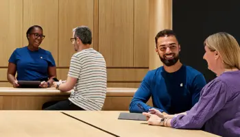 Apple teste « Live Notes » dans ses Apple Store : une IA pour résumer automatiquement les échanges au Genius Bar