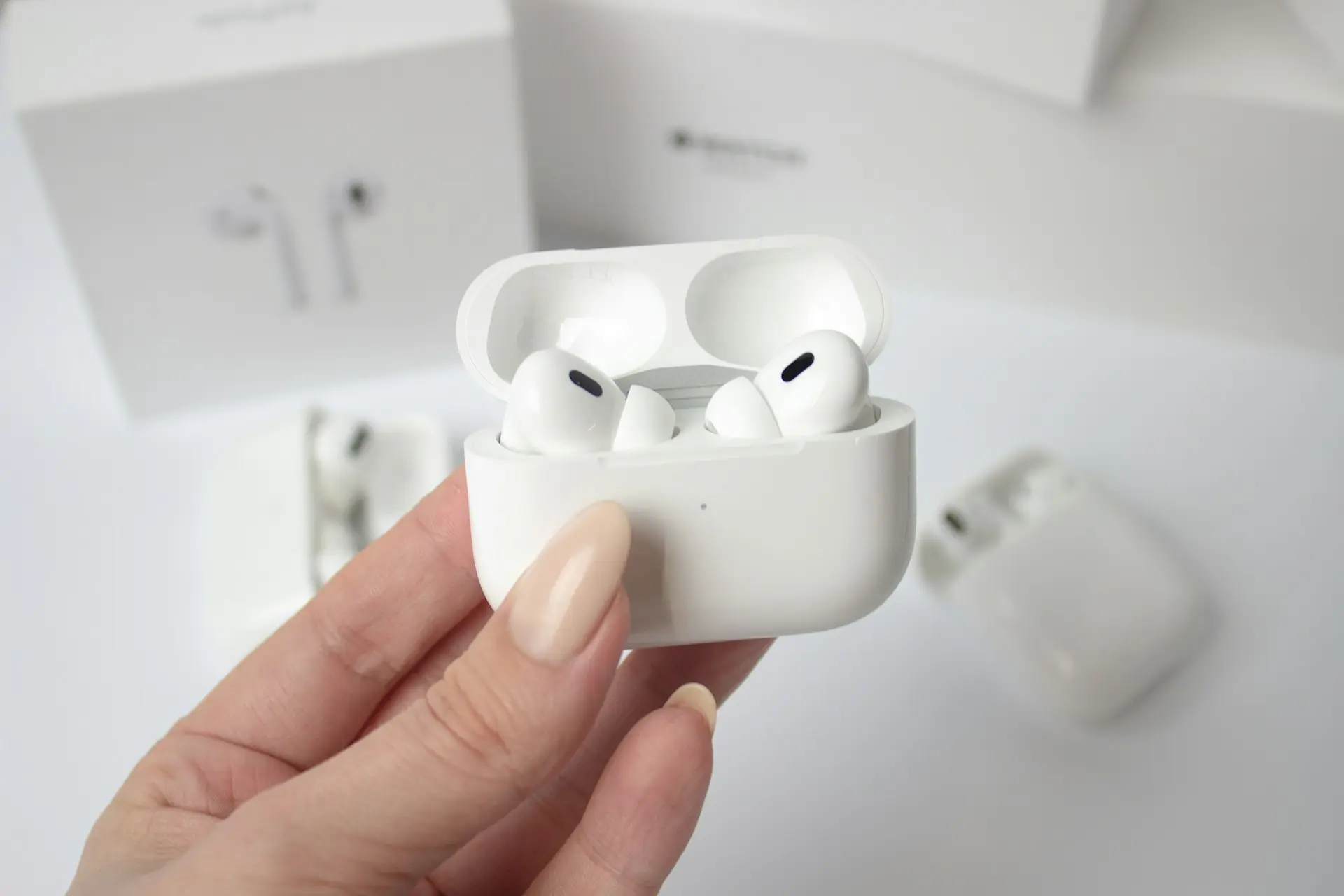 Les AirPods Pro avec caméra seraient suspendus : Apple mettrait-il fin à l’un de ses projets les plus ambitieux ? 55 Les AirPods Pro avec caméra seraient suspendus : Apple mettrait-il fin à l’un de ses projets les plus ambitieux ?