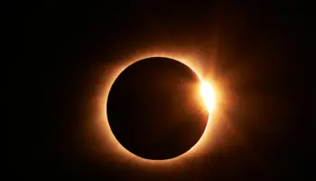 Éclipse solaire du 12 août 2026 : où et comment observer le phénomène en France ?