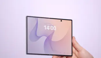 Galaxy Z Fold 8 : la pliure réapparaît après une semaine, le Flex Titanium déjà remis en question