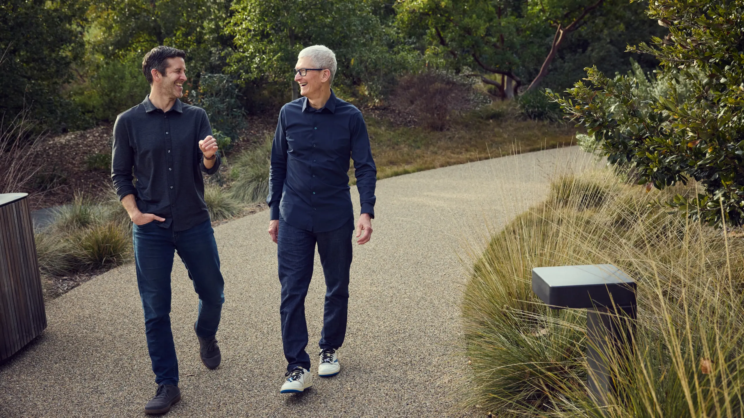 Tim Cook quitte son poste de CEO : John Ternus prend les commandes d’Apple le 1er septembre