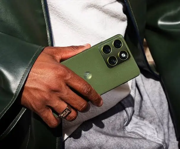 Motorola Edge 70 Neo : une fuite dévoile par erreur le prochain smartphone compact de la marque 49 Motorola Edge 70 Neo : une fuite dévoile par erreur le prochain smartphone compact de la marque