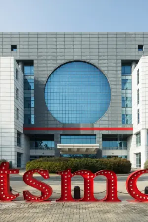 TSMC A16 : la gravure 1,6 nm avec alimentation par l’arrière arrive dès 2026