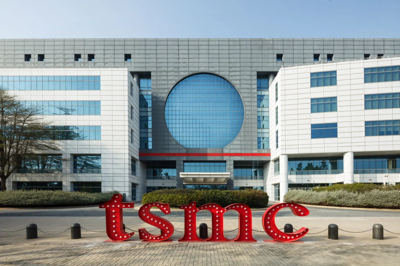 TSMC A16 : la gravure 1,6 nm avec alimentation par l’arrière arrive dès 2026 57 TSMC A16 : la gravure 1,6 nm avec alimentation par l’arrière arrive dès 2026