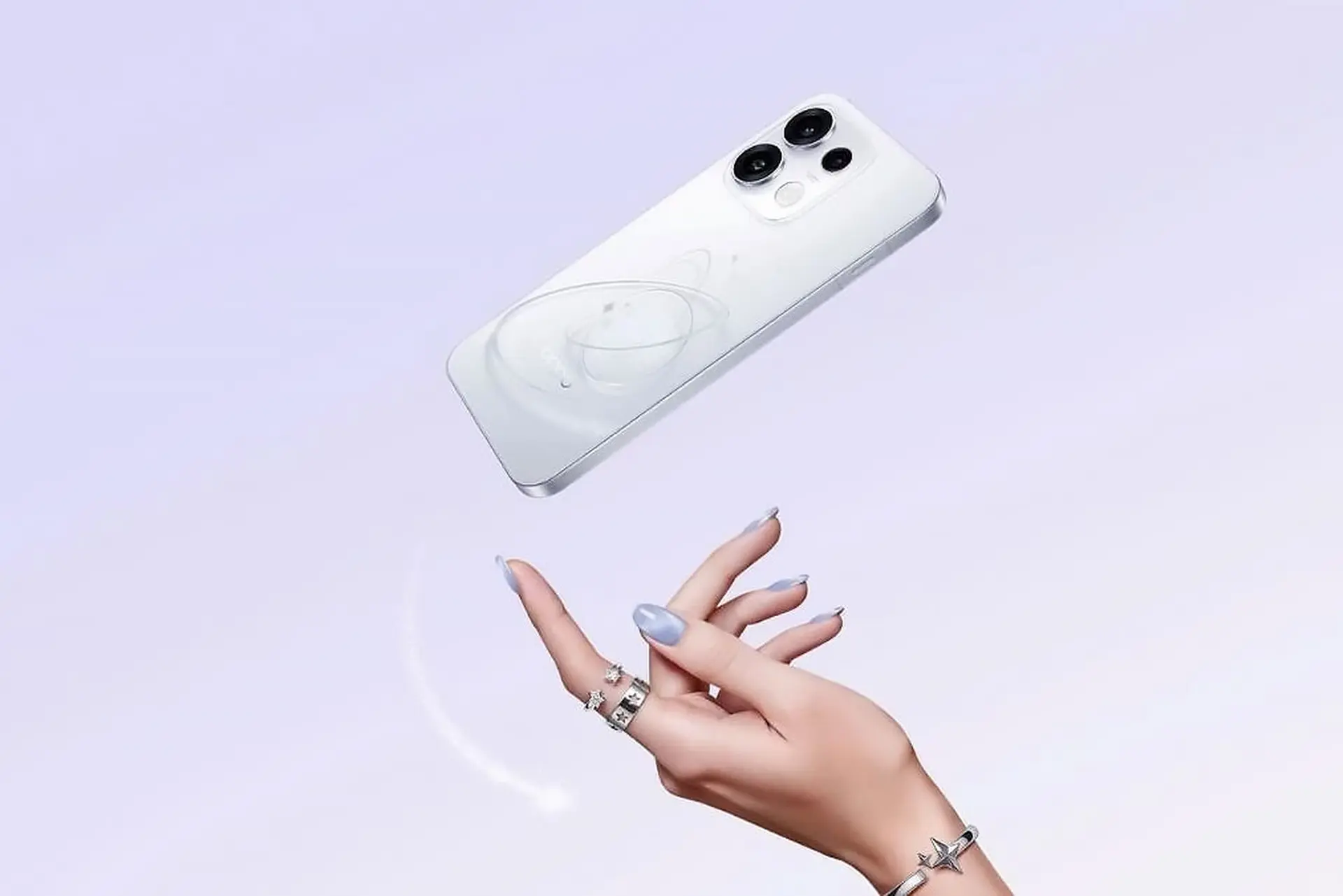 OPPO Reno 18 : une caméra selfie carrée de 68 mégapixels serait en développement