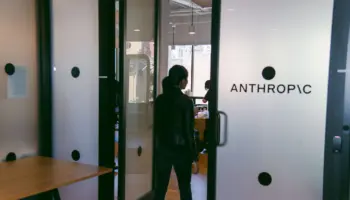 Anthropic ouvre un laboratoire de biologie physique pour pousser Claude au-delà des simulations