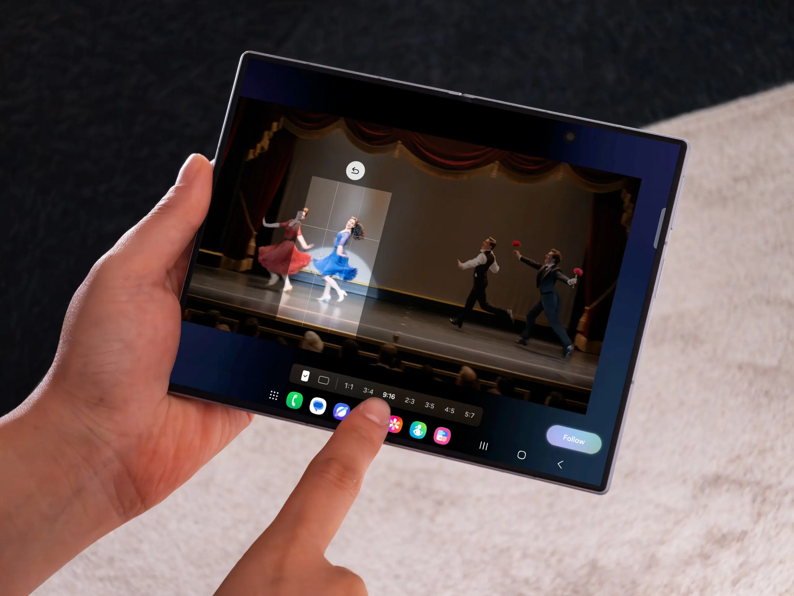 iPhone Duo vs Galaxy Z Fold 8 : le premier pliable d’Apple face au huitième de Samsung 7 221 lifestyle demo galaxy zfold8 my fancam scaled