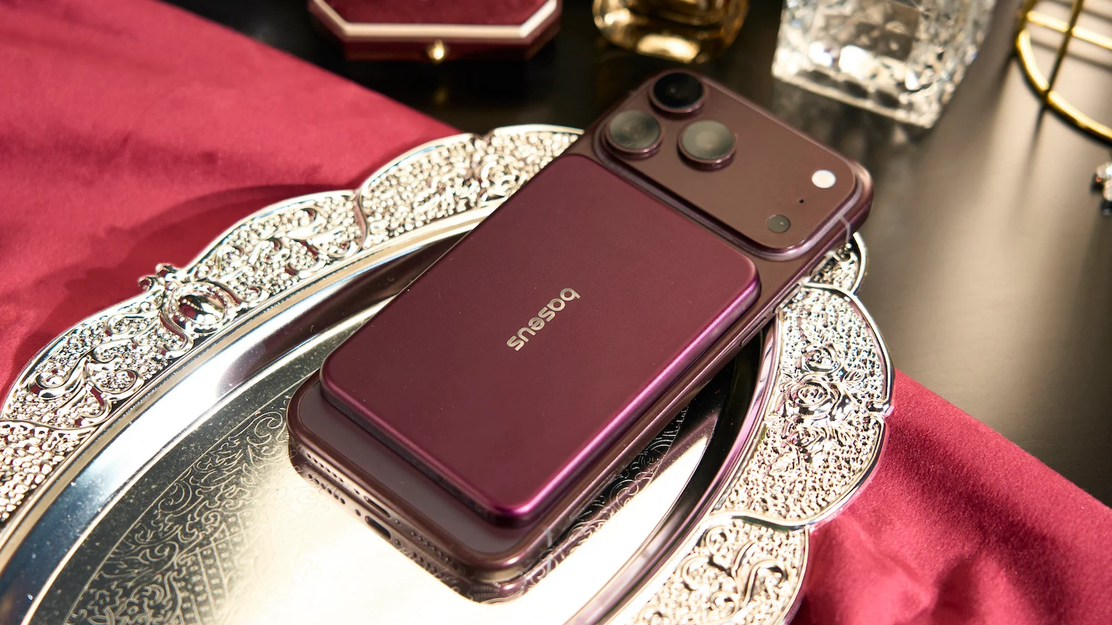 Baseus mise déjà sur le coloris Dark Cherry avant l’iPhone 18 Pro 62 ALAN 5