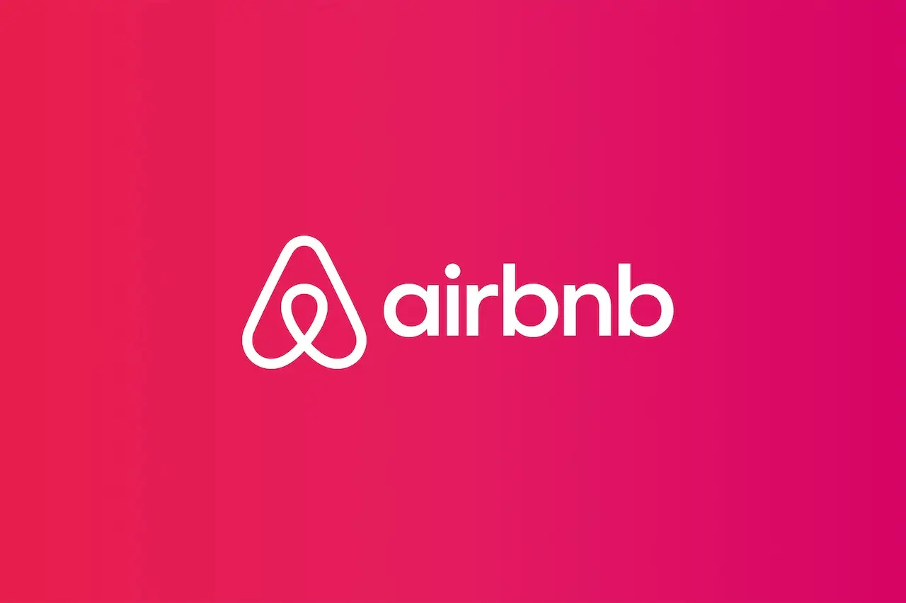 Airbnb transforme son application avec l’IA, de nouveaux services et une dimension plus sociale