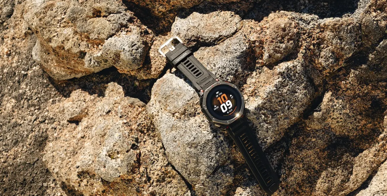 Amazfit T-Rex Dual Solar : écran AMOLED, double recharge solaire et jusqu’à 180 jours d’autonomie 56 Amazfit TREX Solar 1136