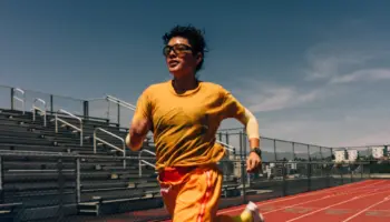 Apple Watch Series 12 vs Series 11 : la céramique et l’IA, pas grand-chose d’autre