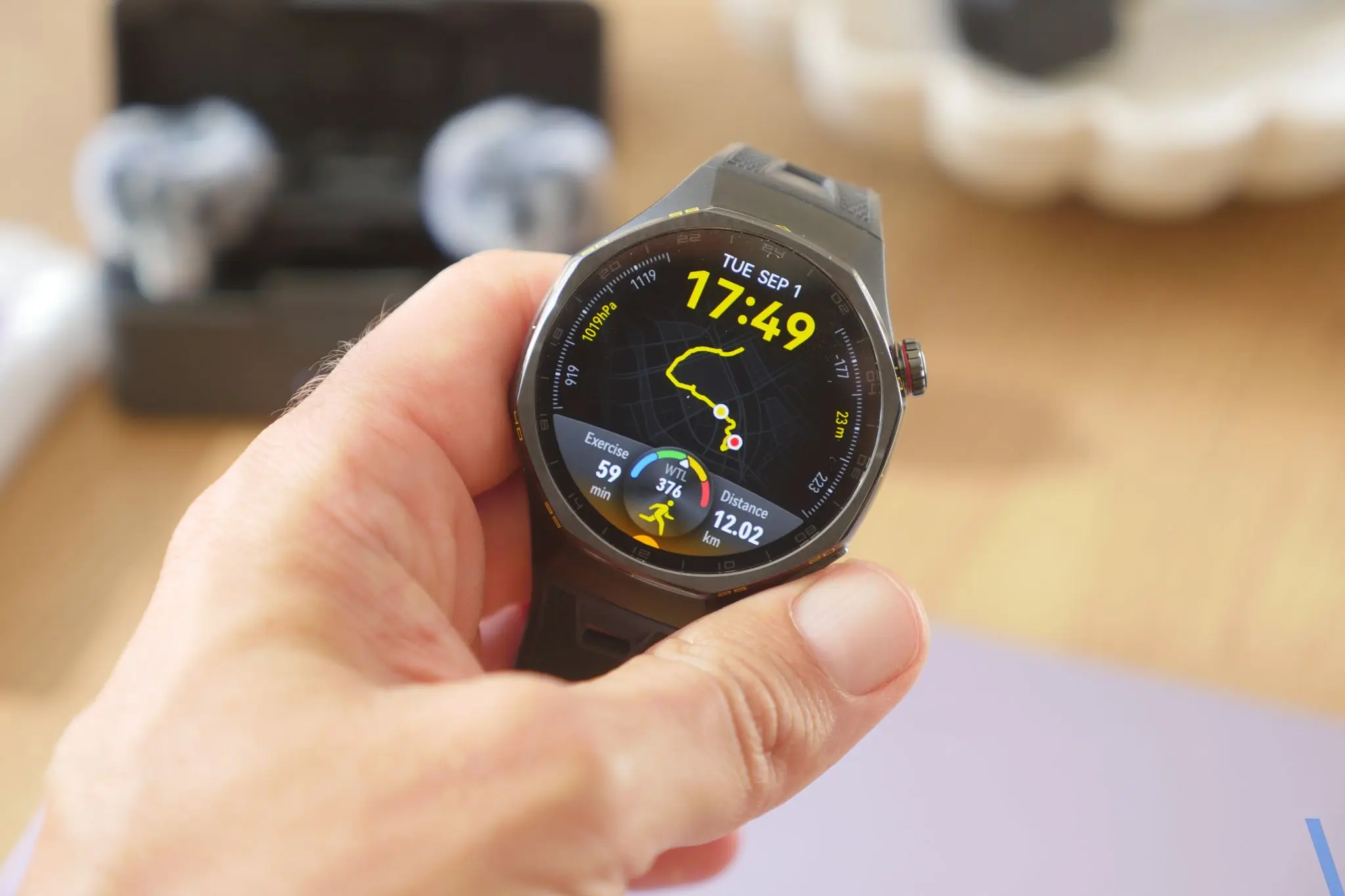 Test de la HUAWEI Watch GT 7 Pro : la montre-compagnon taillée pour le vélo et la montagne