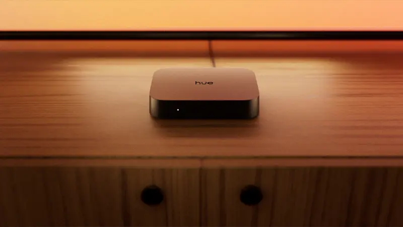 Philips Hue prépare la sauvegarde du Bridge et renouvelle largement son catalogue d’éclairage connecté 58 Philips Hue Play Sync Box 4K 1