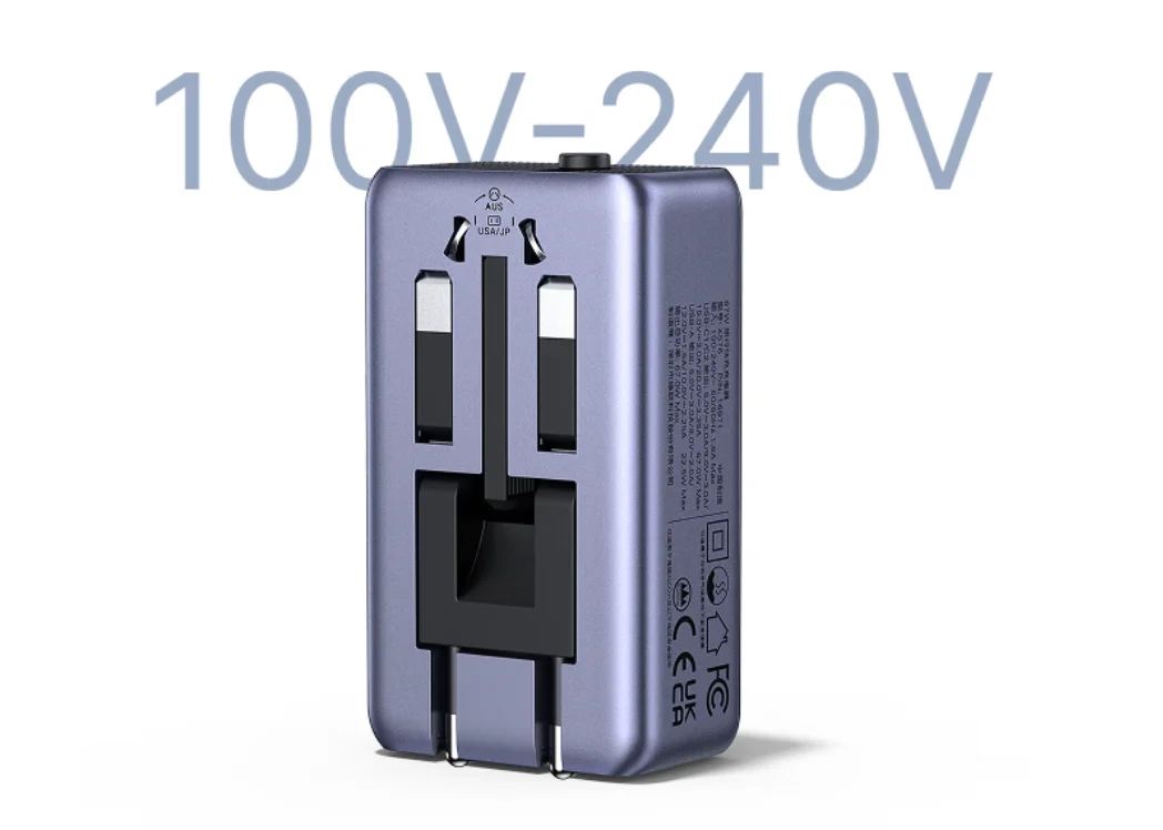 Ugreen X576 : un chargeur de voyage 67 W avec écran, 3 ports USB et prises internationales 43 Ugreen 67W Travel Charger 1 1