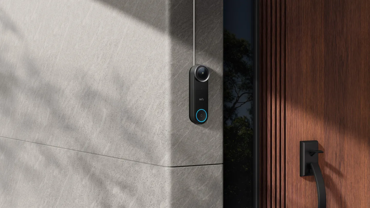 Video Doorbell S4 lifestyle image 1