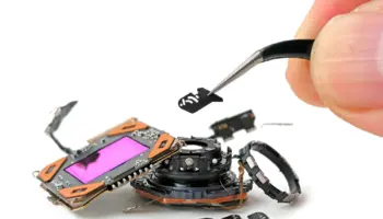 iPhone 18 Pro : iFixit démonte son ouverture variable et révèle un mécanisme presque irréparable