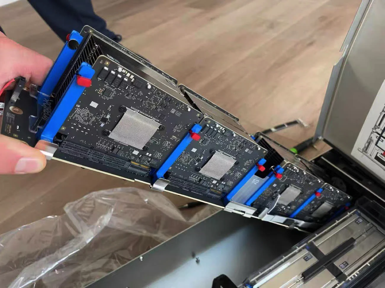 Apple préparerait des serveurs M8 Ultra avec Nvidia NVLink Fusion pour 2029