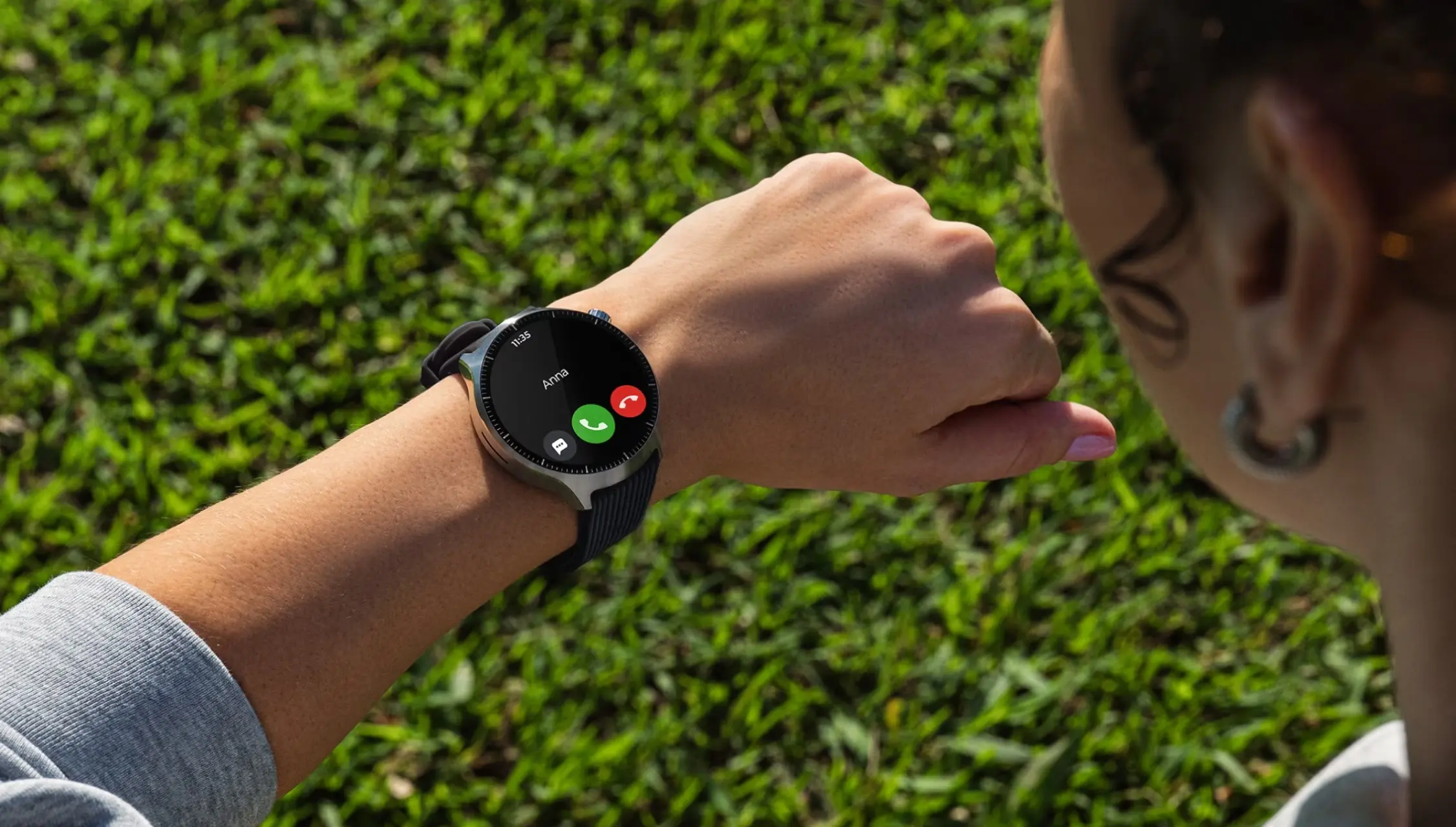moto watch ultra pdp connectivity 01 d