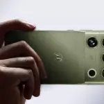 motorola signature 27 green hand