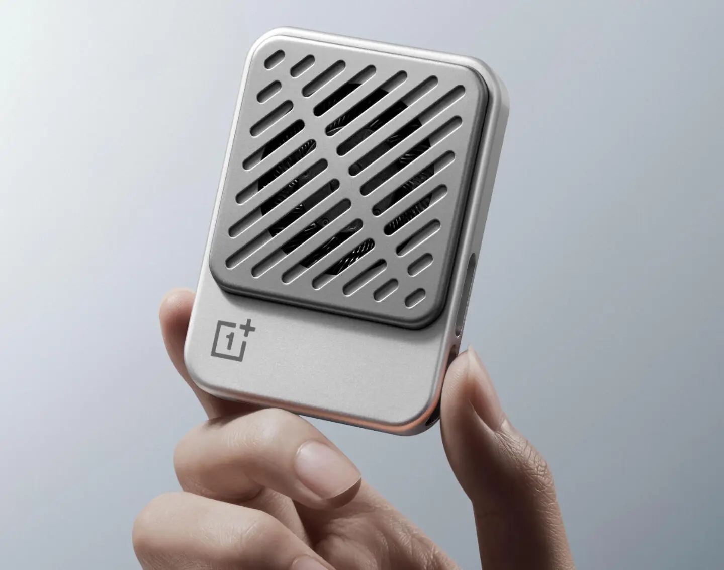 OnePlus Magnetic Ice Card Mini Cooler : un refroidisseur magnétique de 50 g pour les joueurs