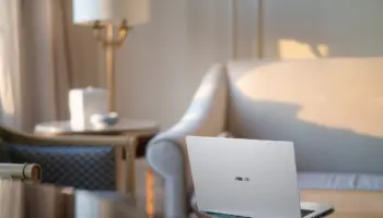 Asus ExpertBook A7 : un écran OLED 120 Hz et des processeurs AMD Ryzen AI pour les professionnels