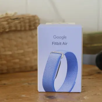 Test du Google Fitbit Air : le bracelet sans écran qui défie Whoop à 99,99 €