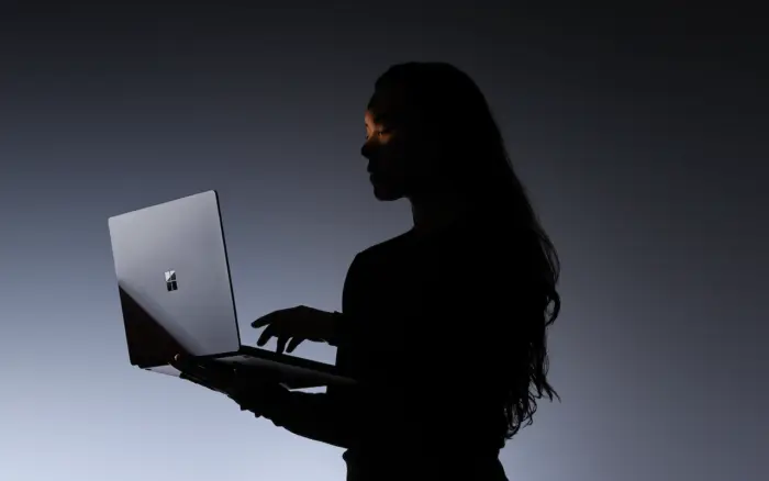 Surface Laptop Ultra : prix, date de sortie et fiche technique du portable RTX Spark de Microsoft