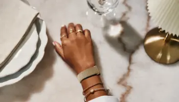 Google investit dans Flo Health pour intégrer le suivi du cycle menstruel à Fitbit